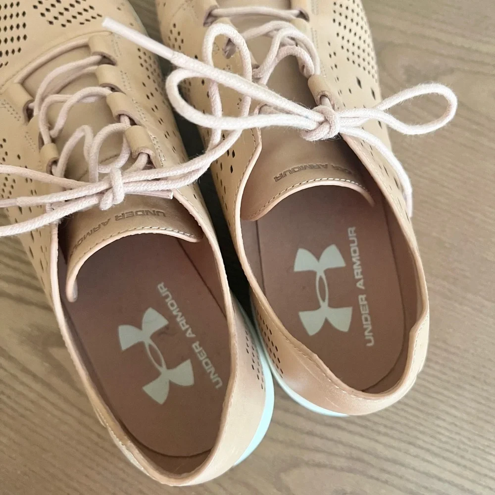 Women’s Under Armour Street Precision Mid Lifestyle Leather Sneakers US‎ 10